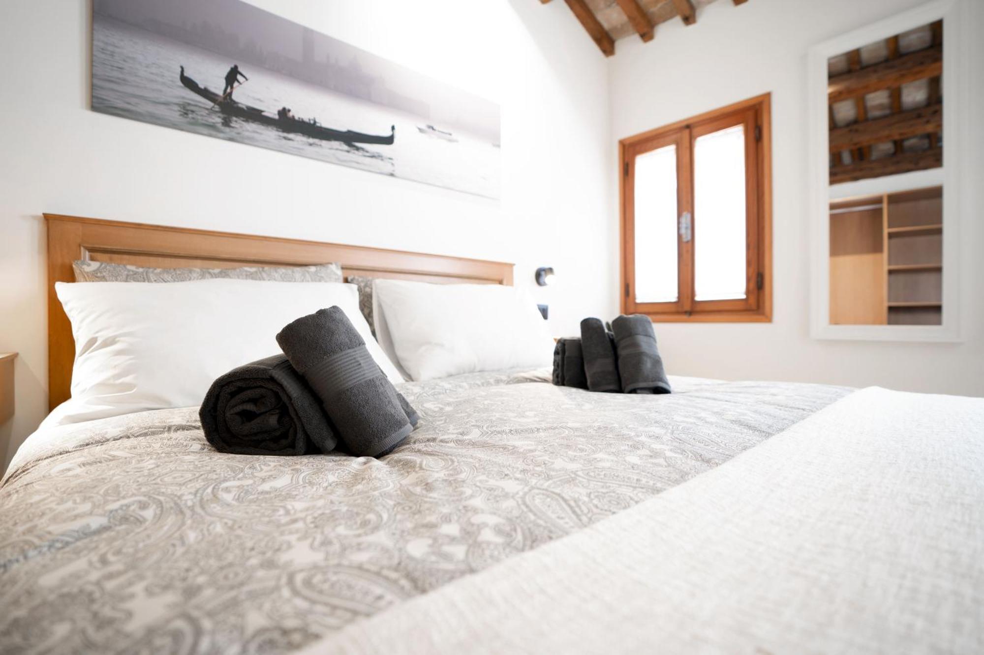 Holiday home 5 Minuti Da Rialto, Intera Palazzina Veneziana *